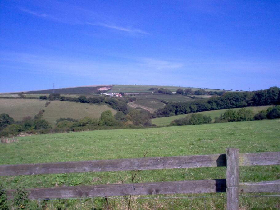 Farmer Bob'S Farmhouse บาร์นสเตเปิล ภายนอก รูปภาพ